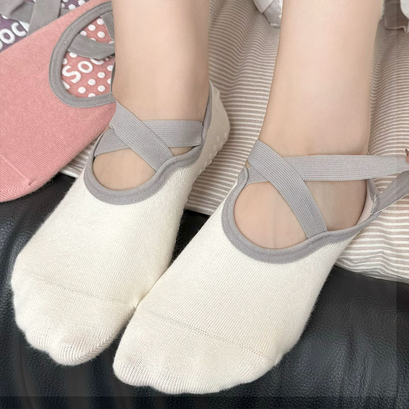 Chaussettes de yoga profession - Yoga & Fitness With Faye The Well Being Studio Abbots Langley avis et prix