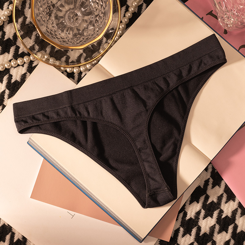 Culotte string sexy taille bas - Yoga & Fitness With Faye The Well Being Studio Abbots Langley avis et prix